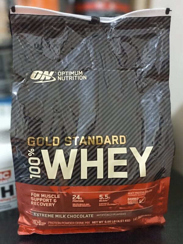 پودر پروتئین وی گلد آپتیموم نوتریشن، مکمل پروتئینی با کیفیت بالا برای رشد عضلات، ریکاوری سریع و حمایت از عملکرد ورزشی