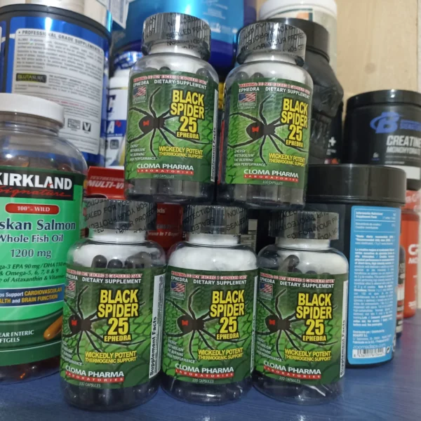 بطری‌های مکمل چربی‌سوز Black Spider 25 Ephedra از برند Cloma Pharma مناسب افزایش انرژی و کمک به چربی‌سوزی در بدنسازی