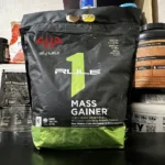 عکس محیطی مکمل مس گینر Rule 1 Mass Gainer در فروشگاه حامدپاور