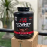پروتئین ایزو وی ماسل‌تک (ISO WHEY) طعم شکلات وزن 2.27 کیلوگرم با لوگوی اختصاصی حامدپاور